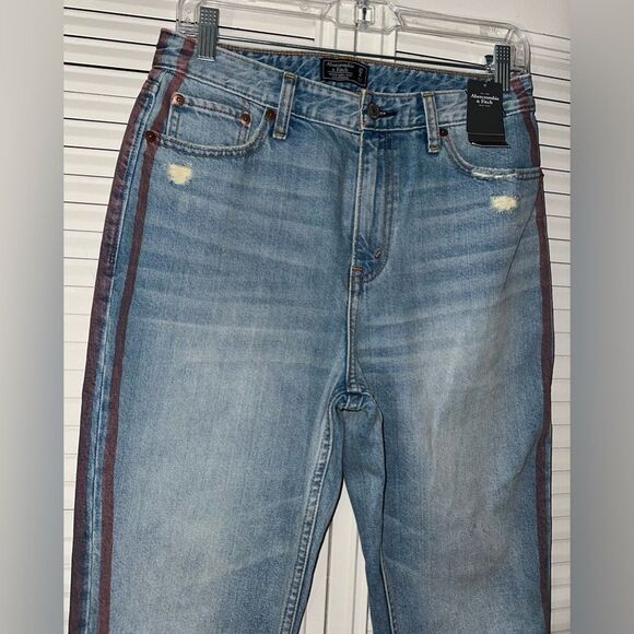 Abercrombie & Fitch Annie High Rise Girlfriend Cropped Raw Hem Jeans Size 27/4s - Picture 3 of 11